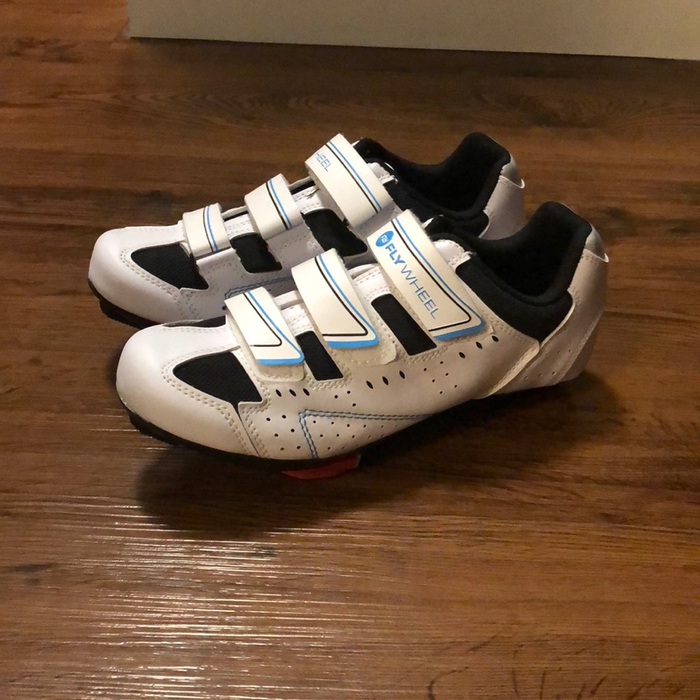 Flywheel cycling shoes 🚲